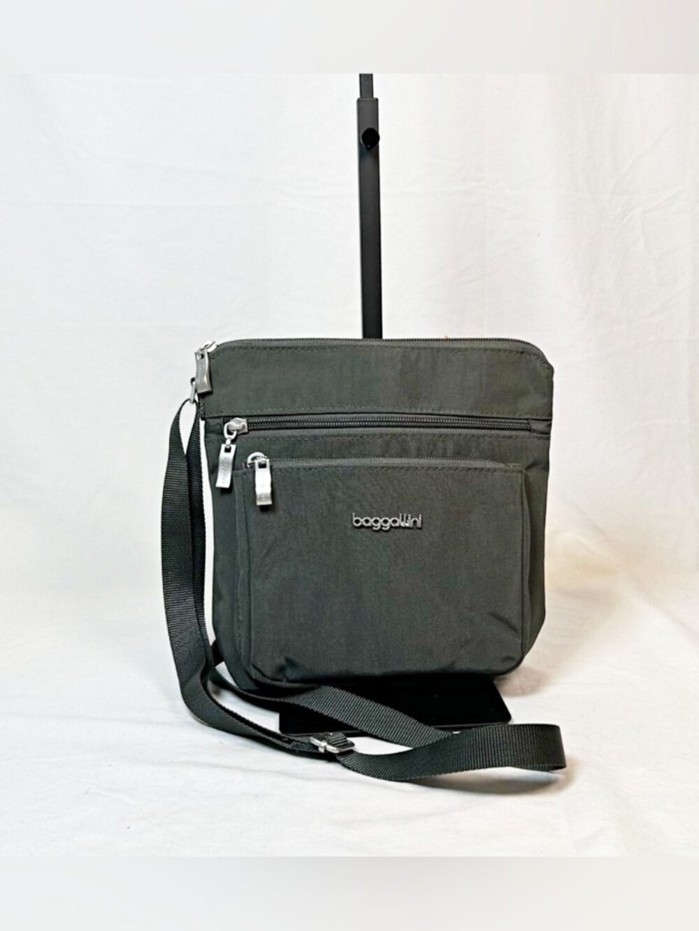 Baggallini Grey Modern Pocket Organizer Crossbody Bag
